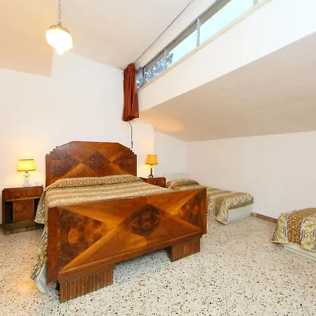 Poggio Patrignone-1 By Interhome