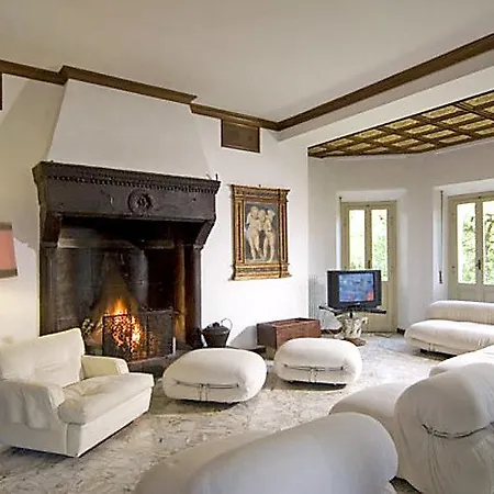 Poggio Patrignone-1 By Interhome Vila Campoluci